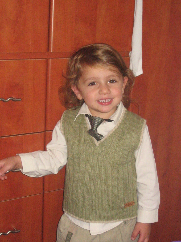 kids rosh hashanah 5766 006.jpg